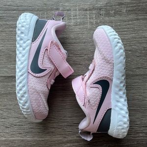 5C Baby Nike Revolution Sneakers 👟